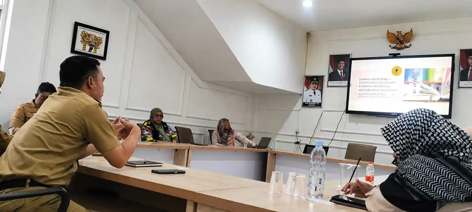 IKAWI Serahkan Temuan Warga Miskin Belum Terima Bansos, Dinsos Siap Verifikasi